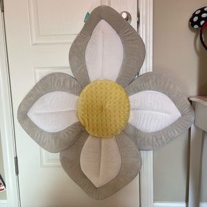 Blooming Lotus Baby Bath